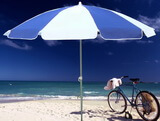 藍白海灘傘